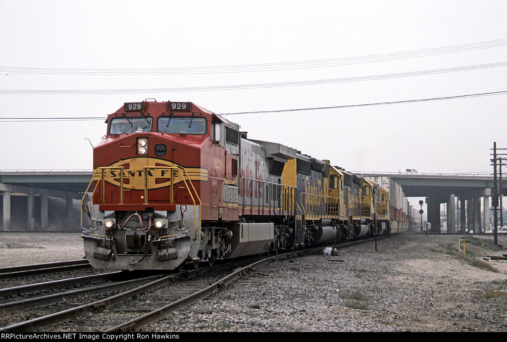 ATSF 929